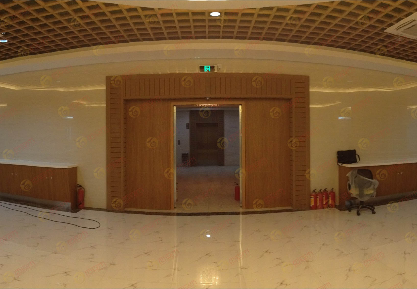 廣州慈銘體檢室內(nèi)天花與墻板裝修