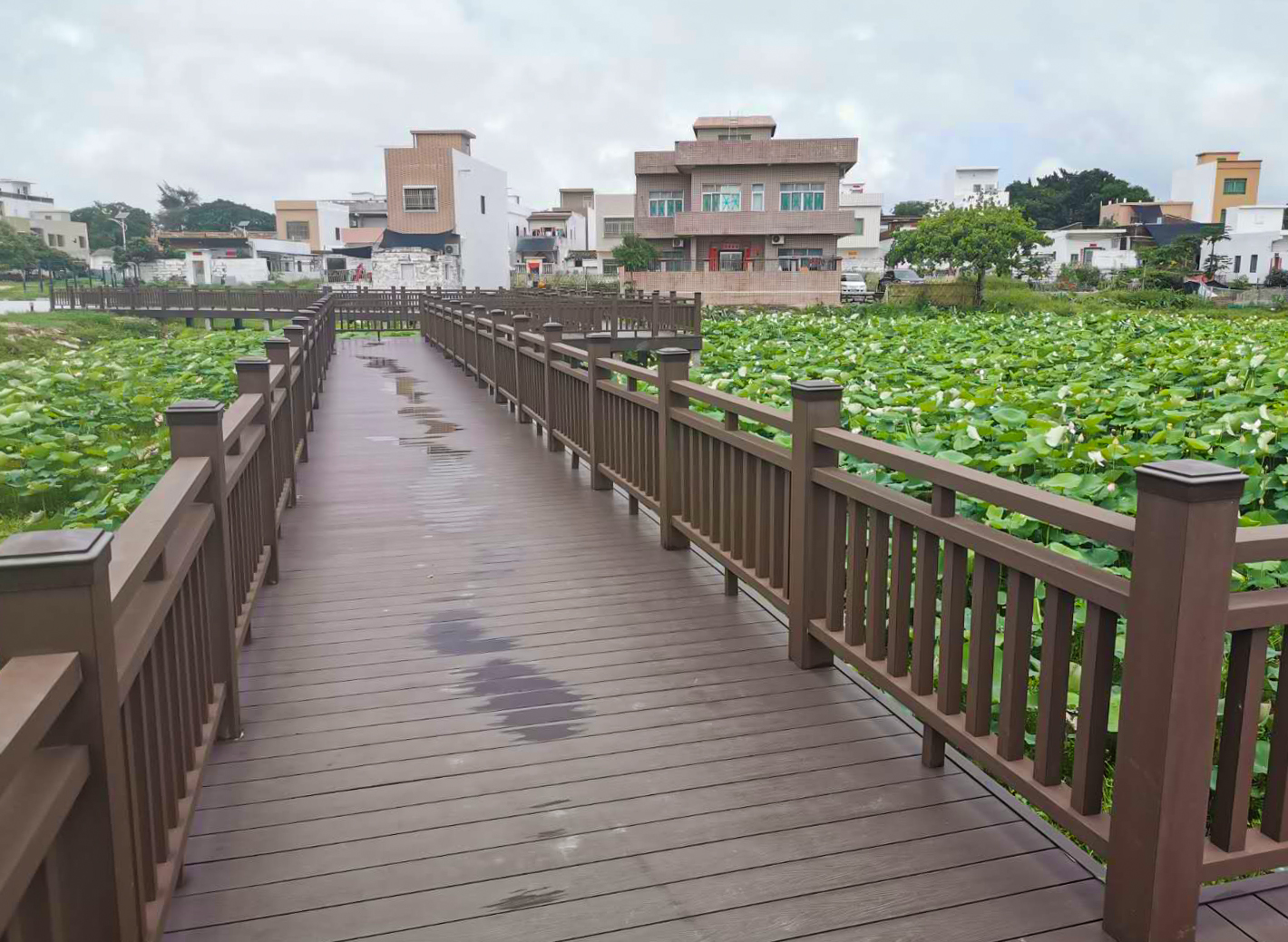 塑木棧道地板
